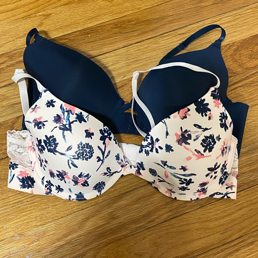 2 pack of bras